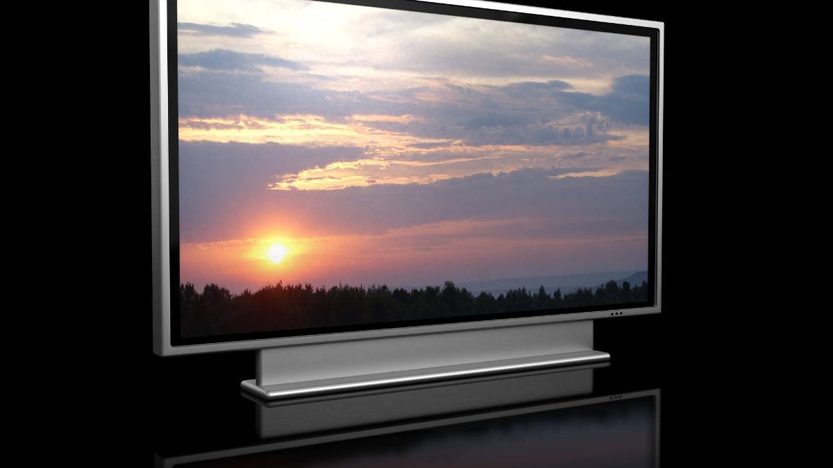 Ein Plasma-TV zeigt einen Sonnenuntergang mit lebendigen Farben.